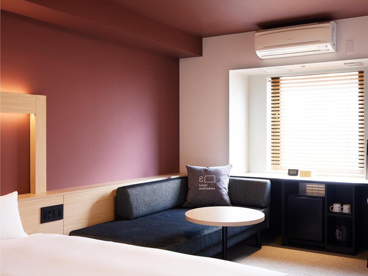 Androoms Port Hotel