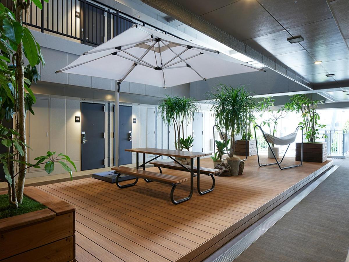 Androoms Port 3* Naha